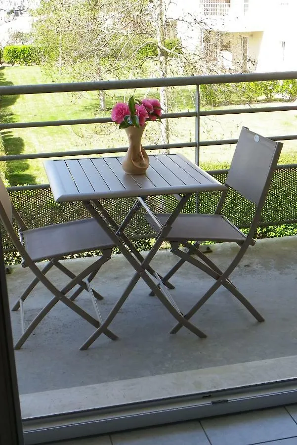 Appartement L'ESTRAN, 4 kms des plages, port, GR 34 et 2 h 15 Paris LGV Plérin